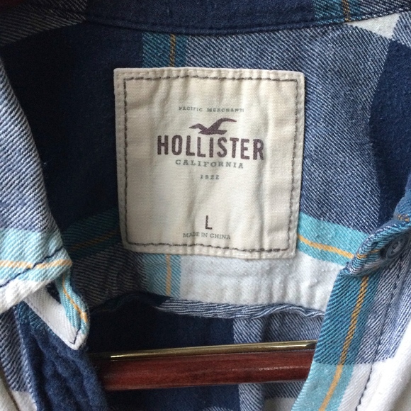 Hollister Blue and White Plaid Flannel Shirt  - Size Large - Picture 8 of 8